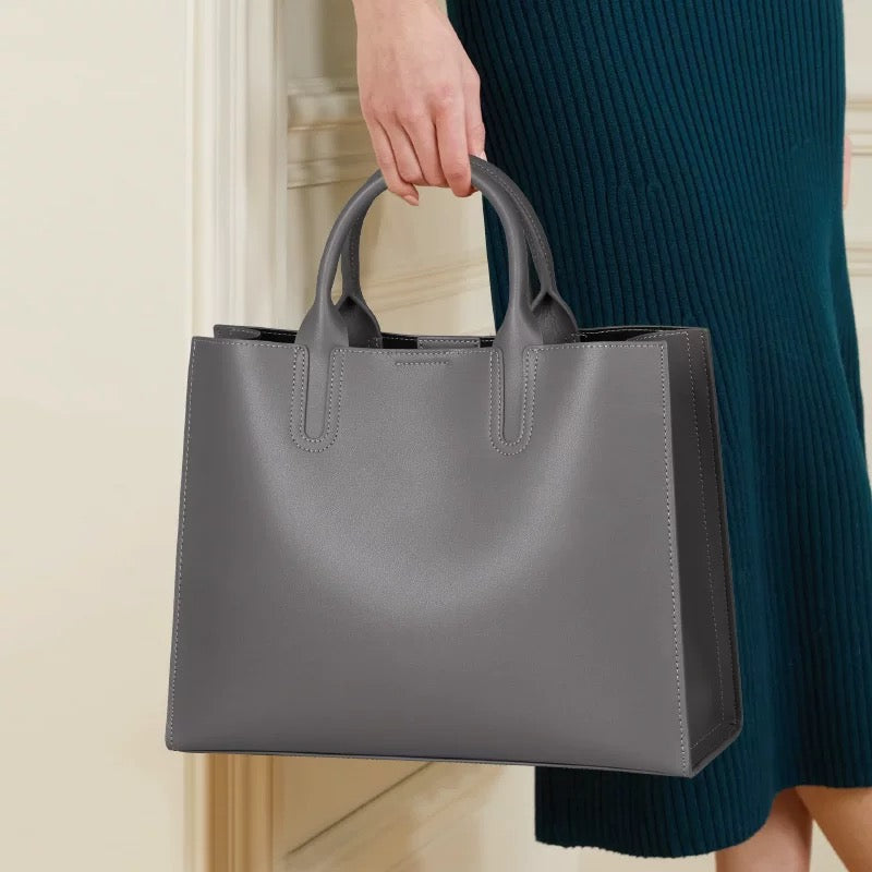 690 Women Tote Bag