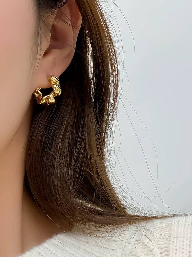 2330 Ladies' Classic Earrings