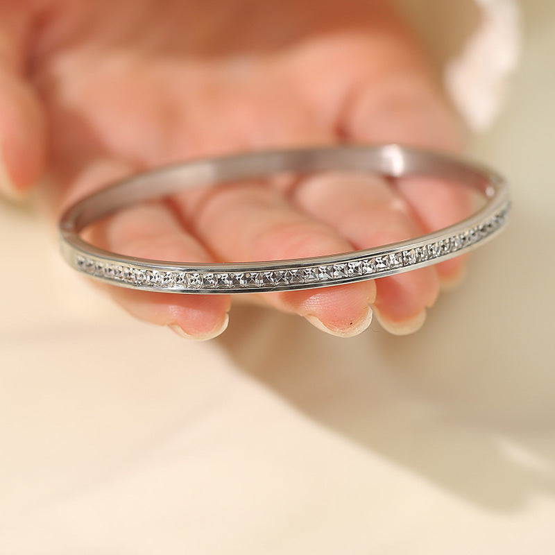 1930 titanium steel stone bracelet