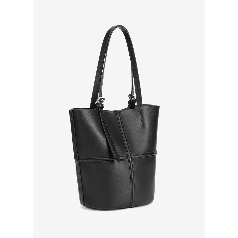 1826 large bucket handbag