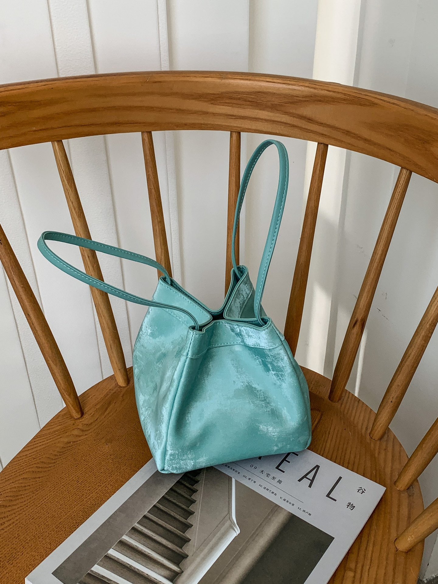 1579 women satins leather bucket handbag