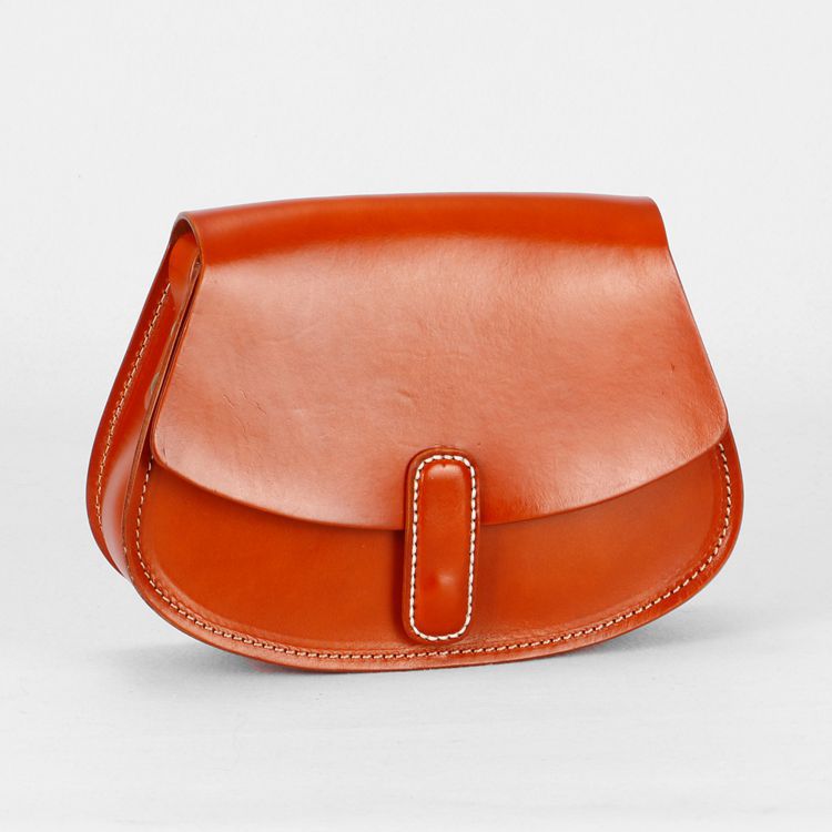1733 vintage saddle crossbody bag