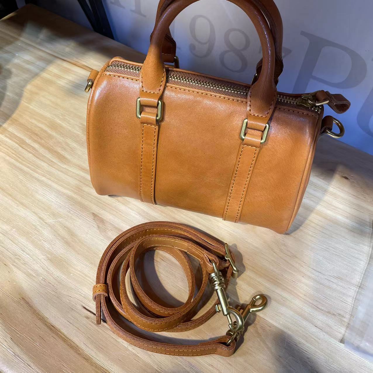 1716 high-end genuine leather women boston handbag