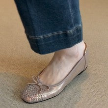 2629 lambskin bowknot flats