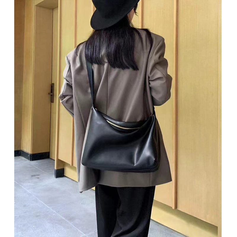 1604 Large Hobo Bag