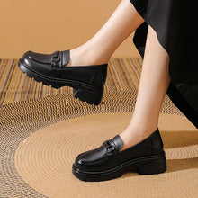 2866 genuine leather loafer for women