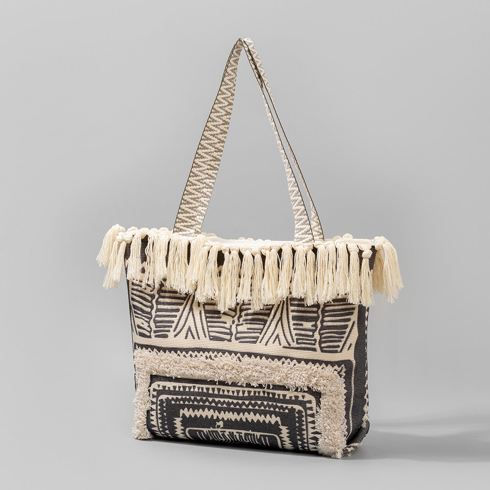 2110 large cotton tassel beach bag