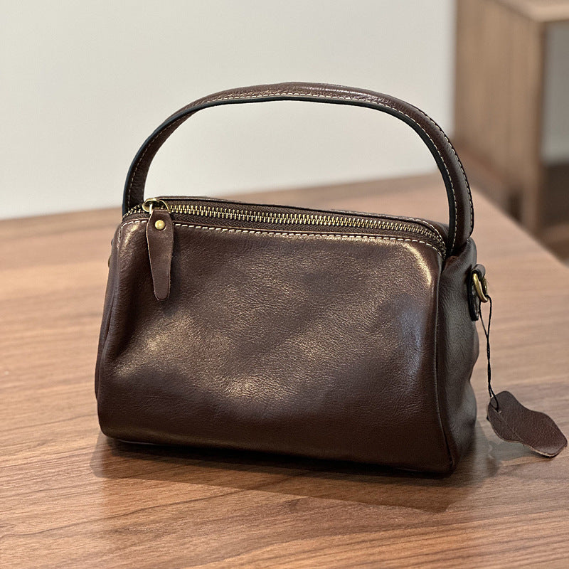 1947 small casual handbag