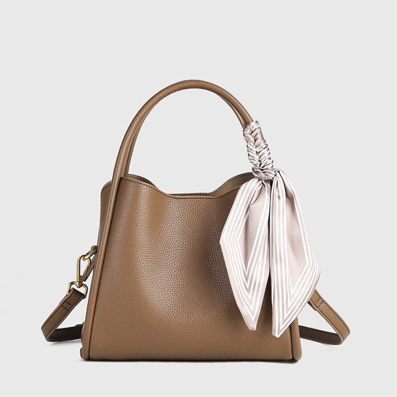 1247 solid bucket handbag