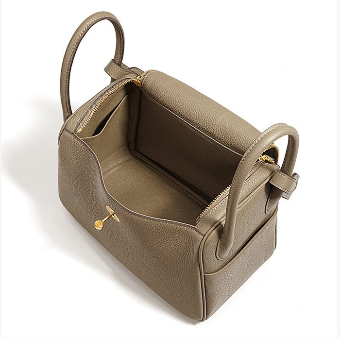1740 classic style portable mini handbag