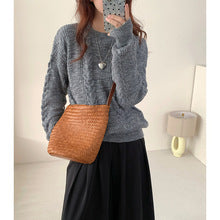 2218 high-end leather bucket handbag