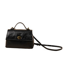 2888 flap handbag