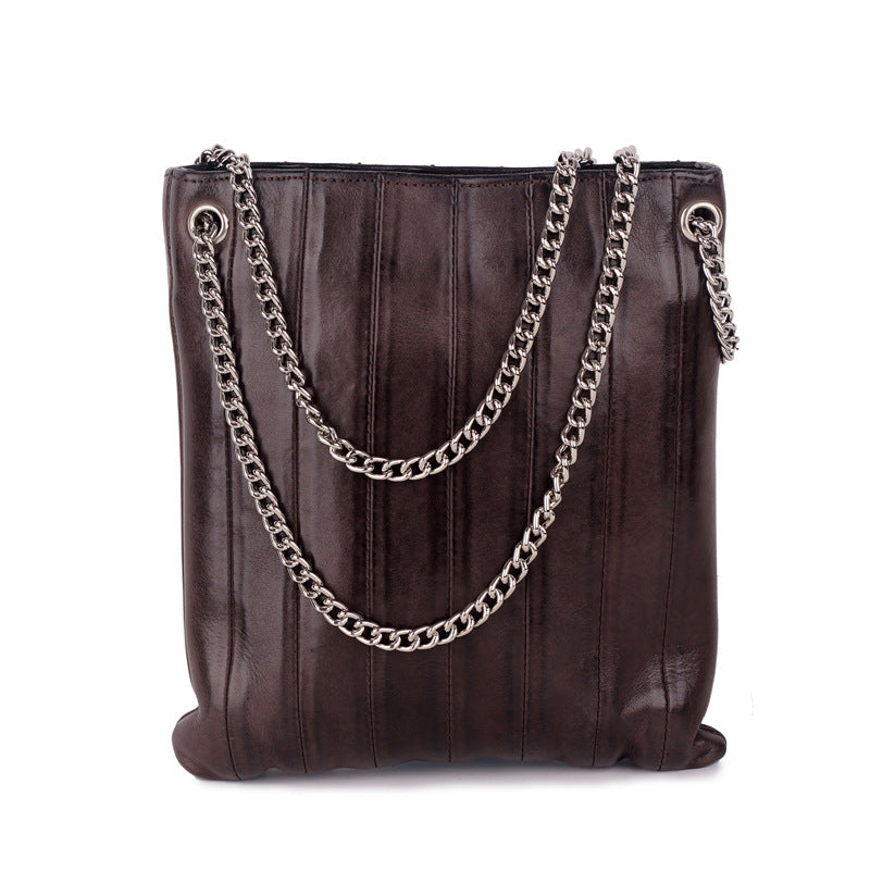 1017 leather chain shoulder bag