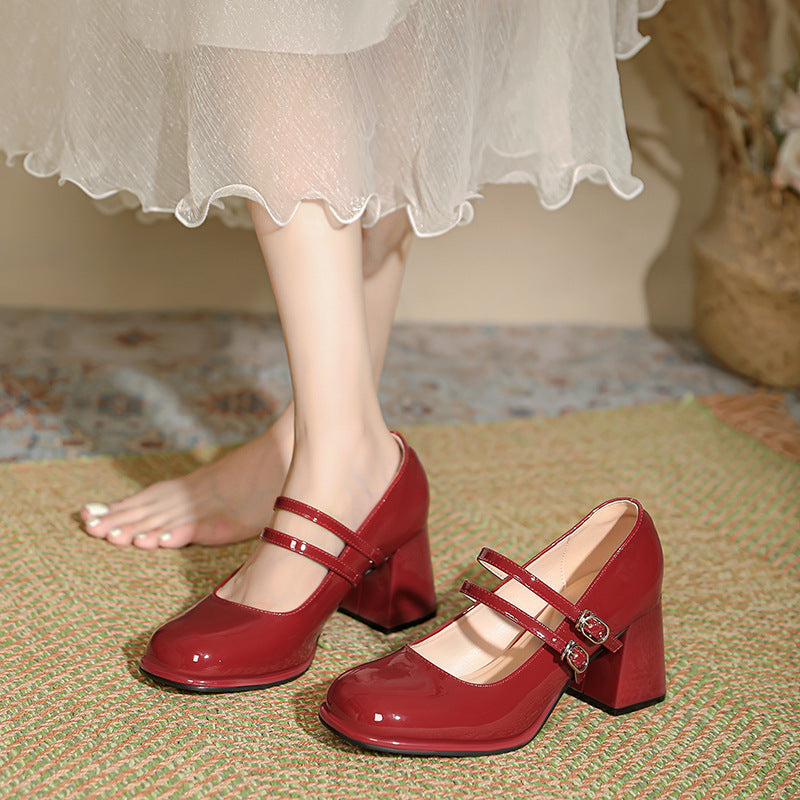 2201 patent leather chunky shoes