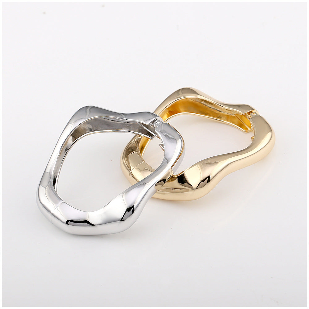 1070 gold plated wave bracelet fashion jewelry