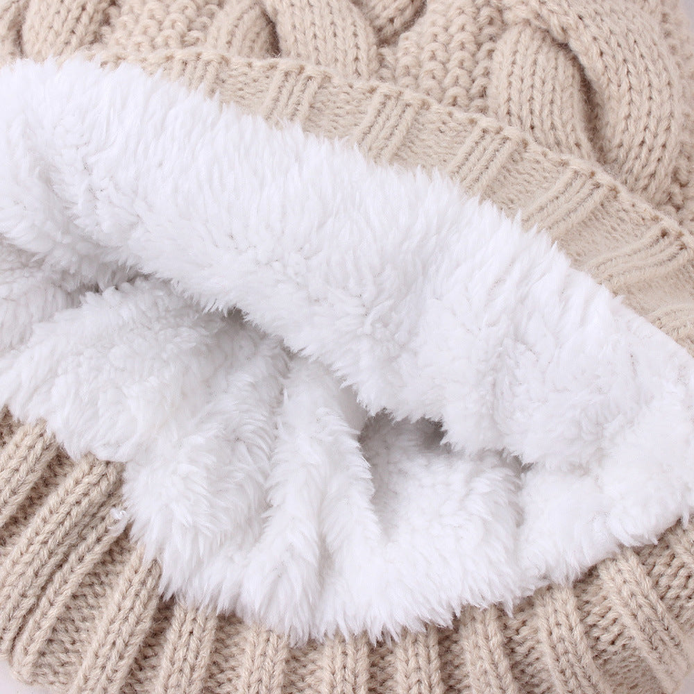 1716 Knitted Warm winter wool hat pom pom beanie