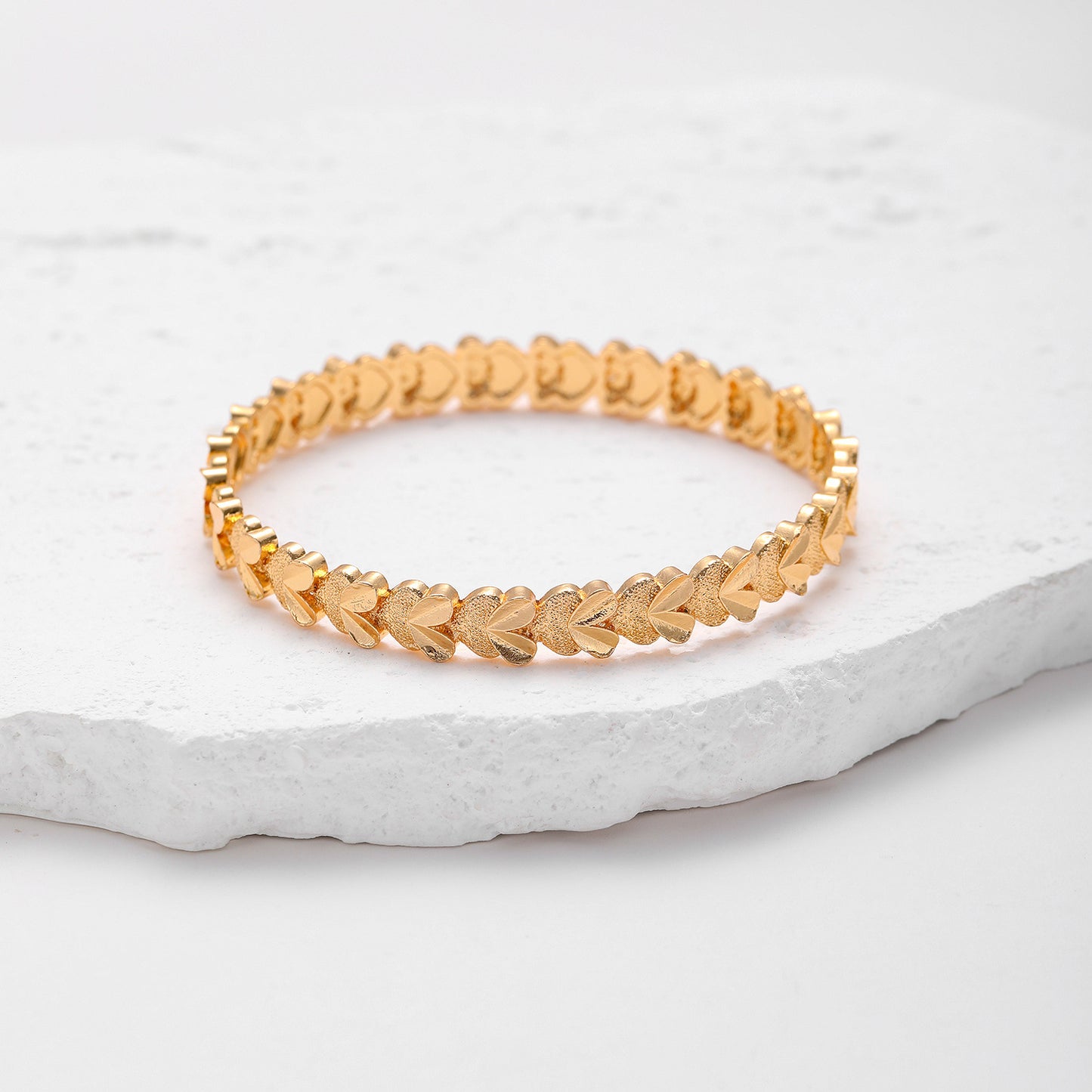 1591 gold plated bracelet