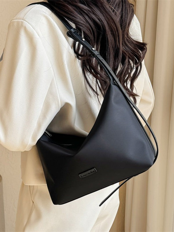 2381 niche nylon waterproof handbag
