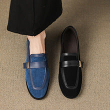 2576 vintage flat suede loafer