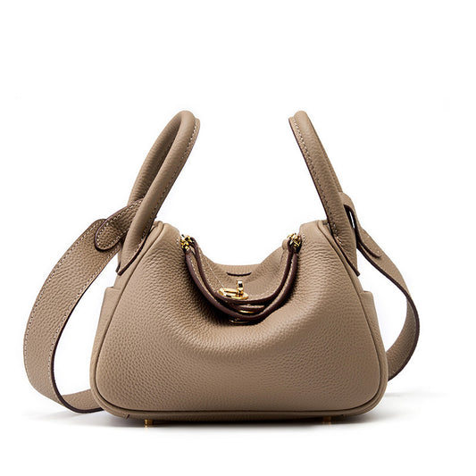 1740 classic style portable mini handbag