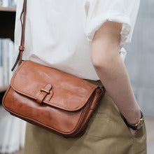 2162 flap vintage small messenger bag