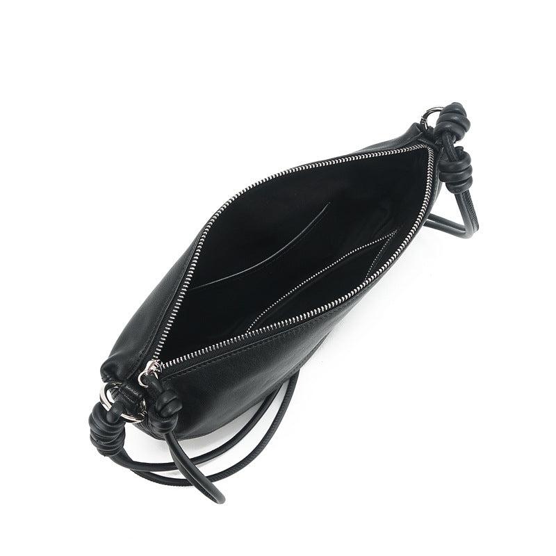 1570 sheepskin saddle shoulder bag