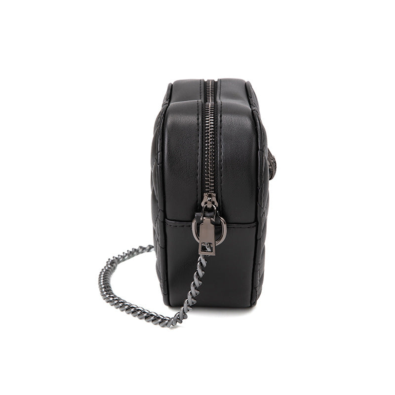 510 quilted heart chain bag