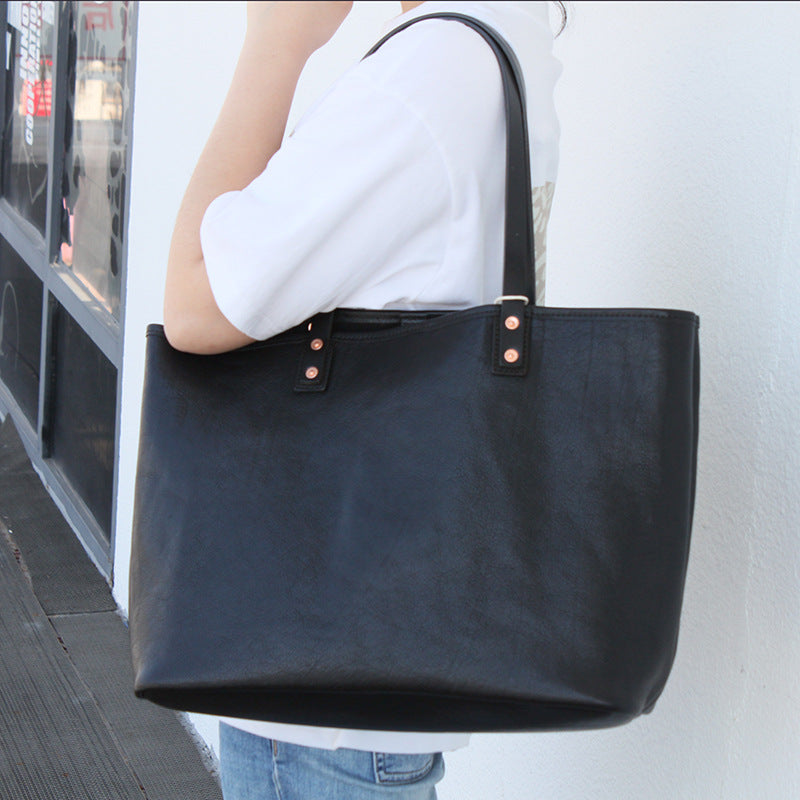 W11 large shopping handbag