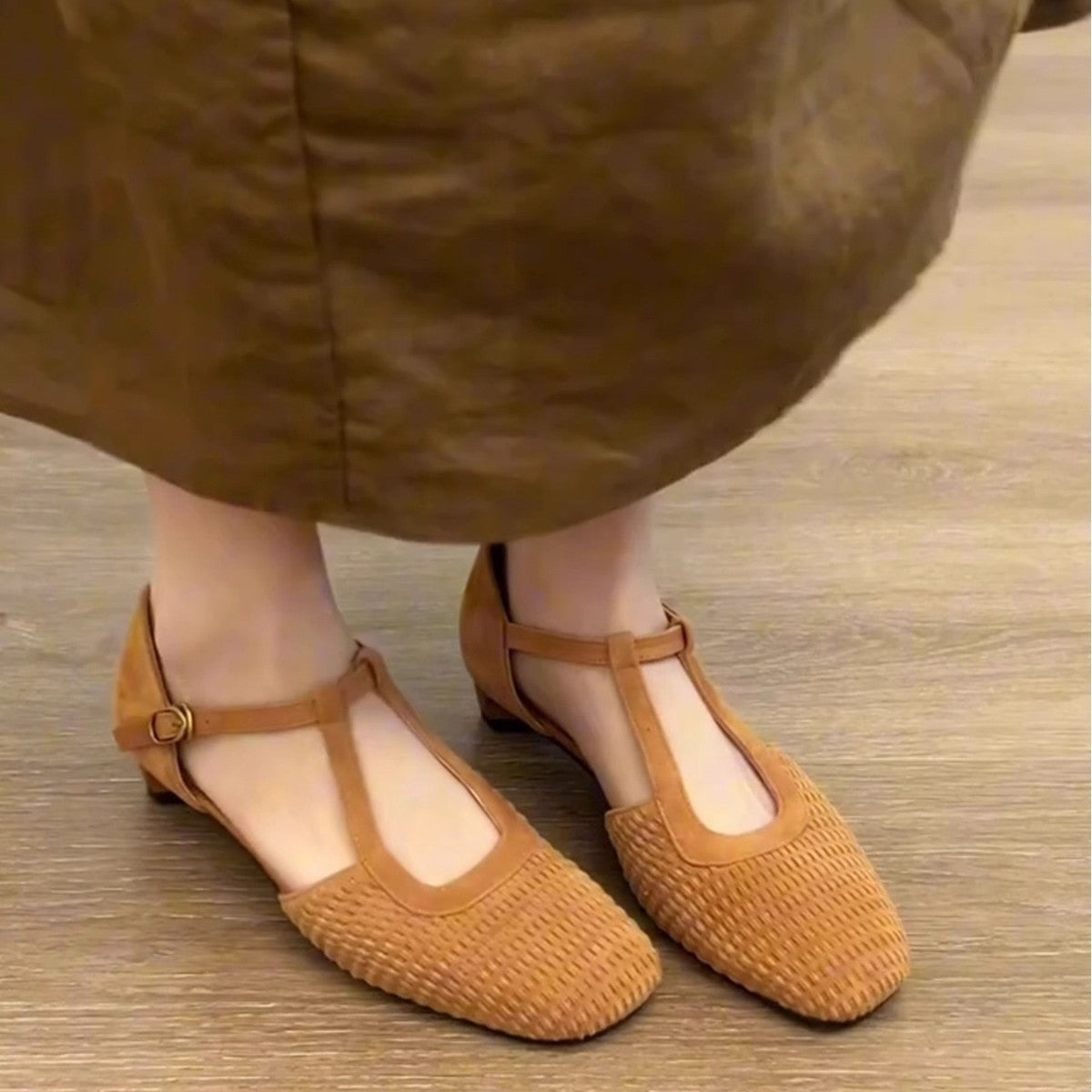 4061 vintage mary janes flats