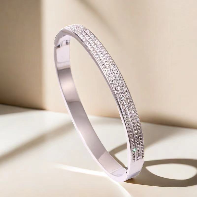 1930 titanium steel stone bracelet