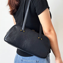 2704 New stylish black handbag