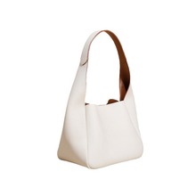 2210 niche genuine leather shoulder bag