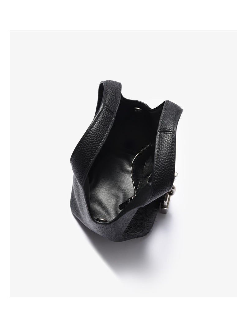 1771 small lock basket handbag