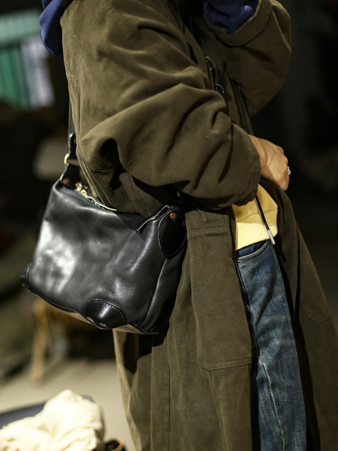 2092 vintage cowhide crossbody bag