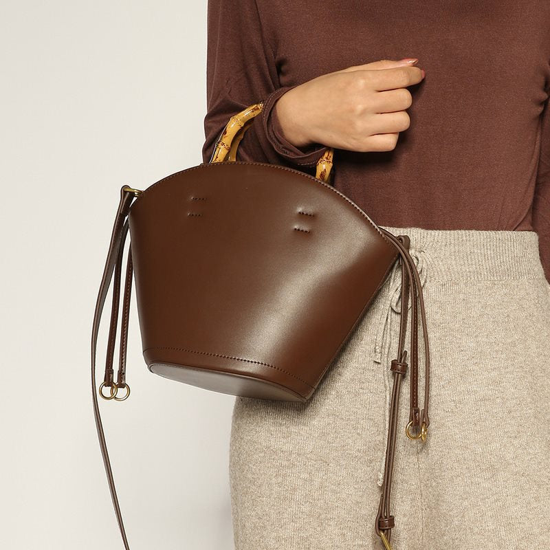 1001 bamboo handle bucket bag
