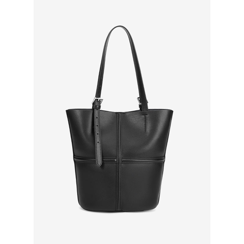 1826 large bucket handbag