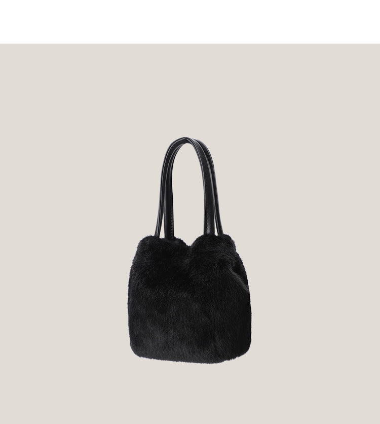 1817 faux fur  bucket handbag