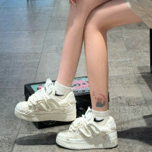 2561 thick-soled casual sneaker