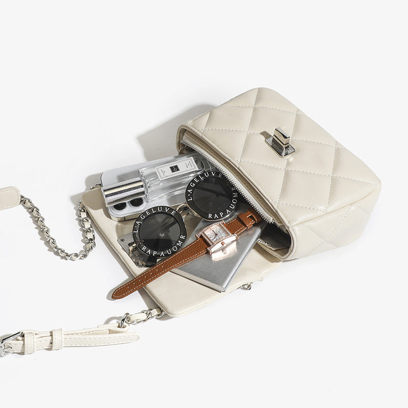 2318 mini flap plaid chain bag