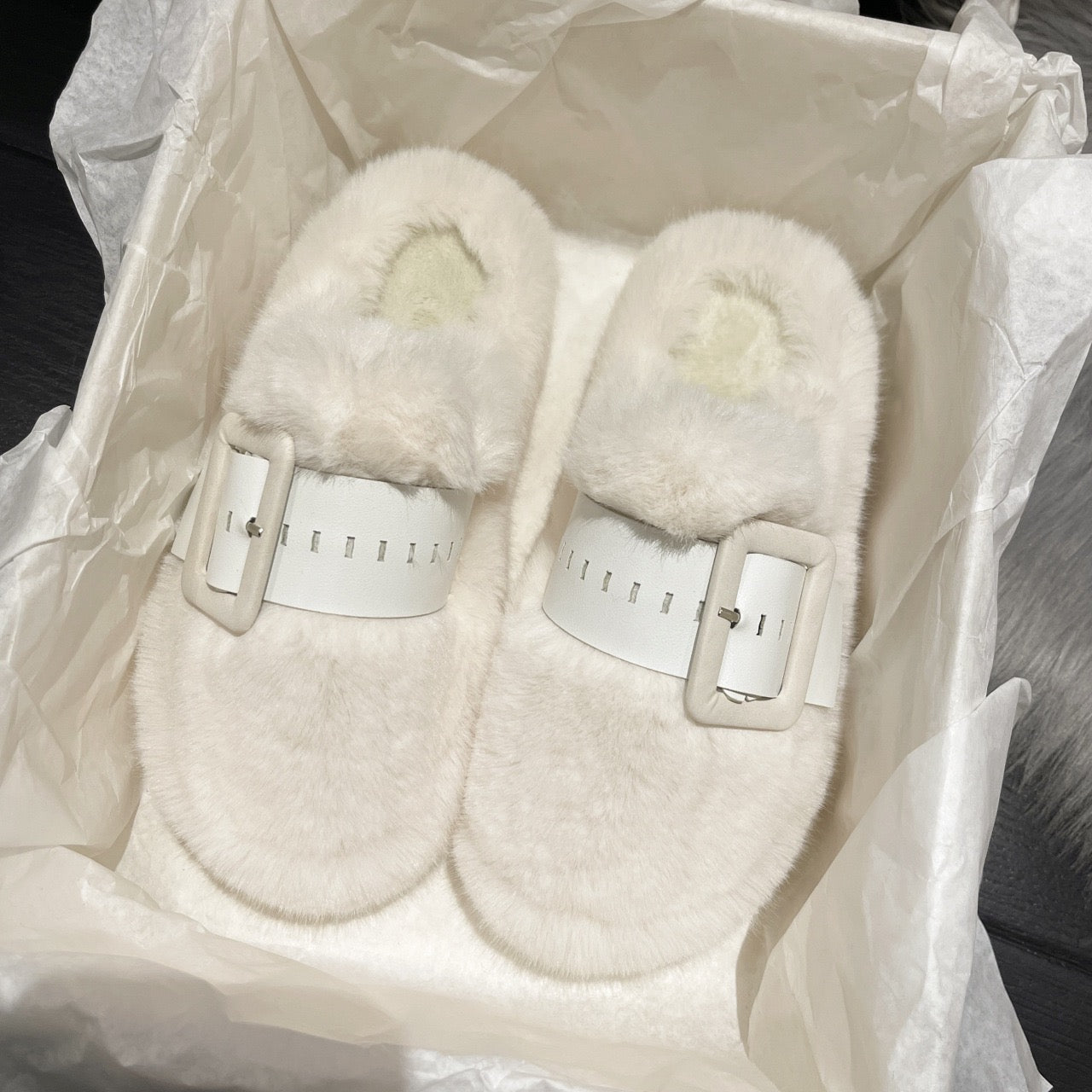 3239 Women‘s Fashion Slippers