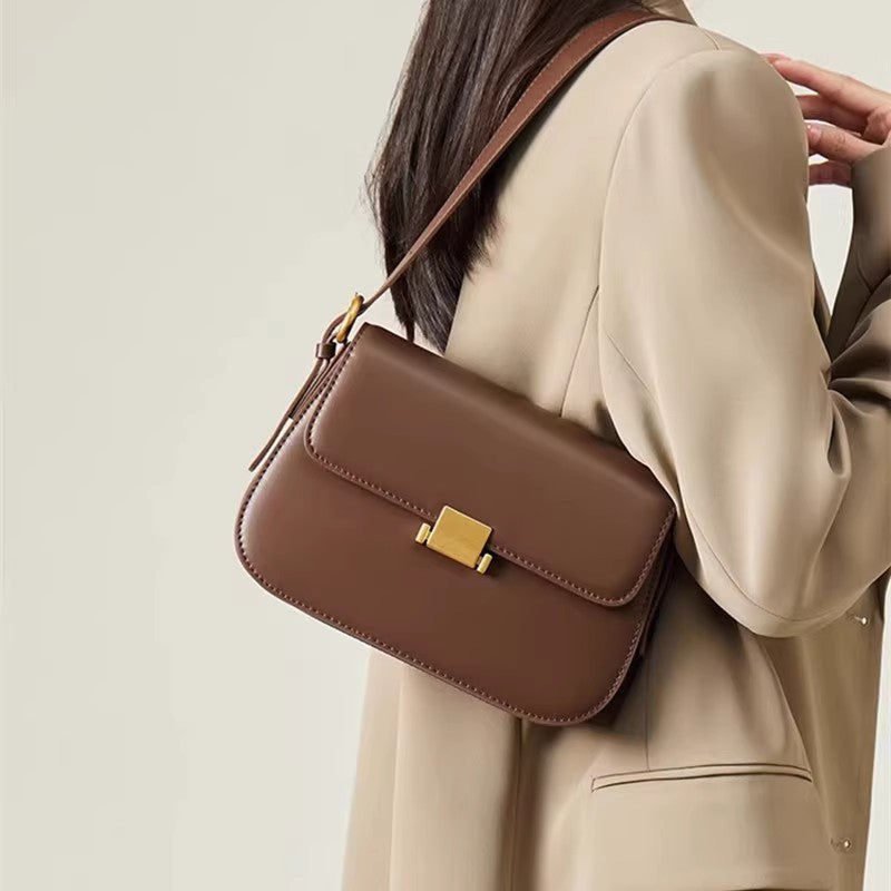 2862New crossbody bag