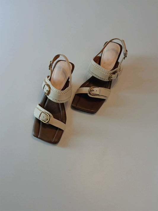 5104 genuine leather sandal