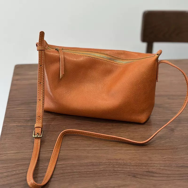 5164Real leather crossbody bag
