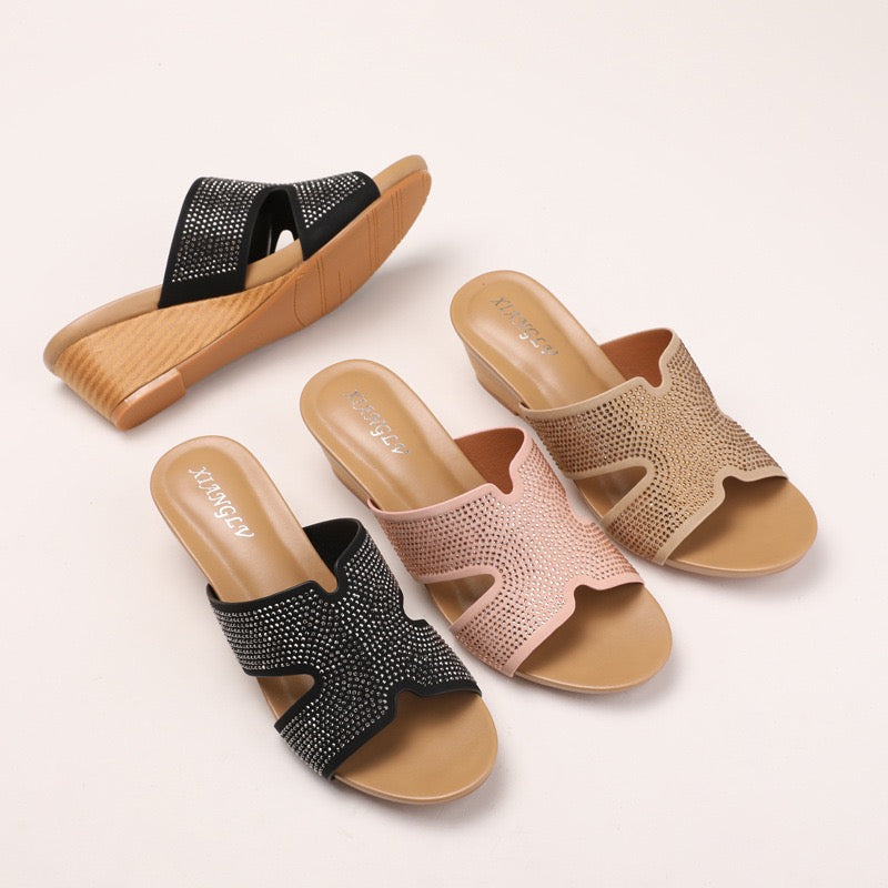 3739 Stylish Slippers for Women