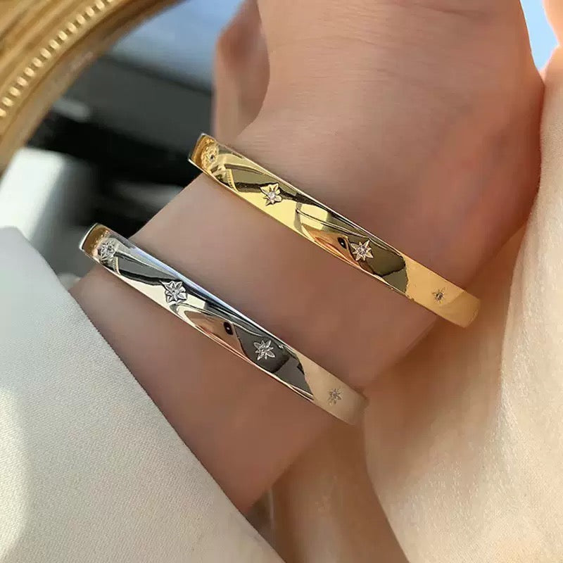 4740New bracelet