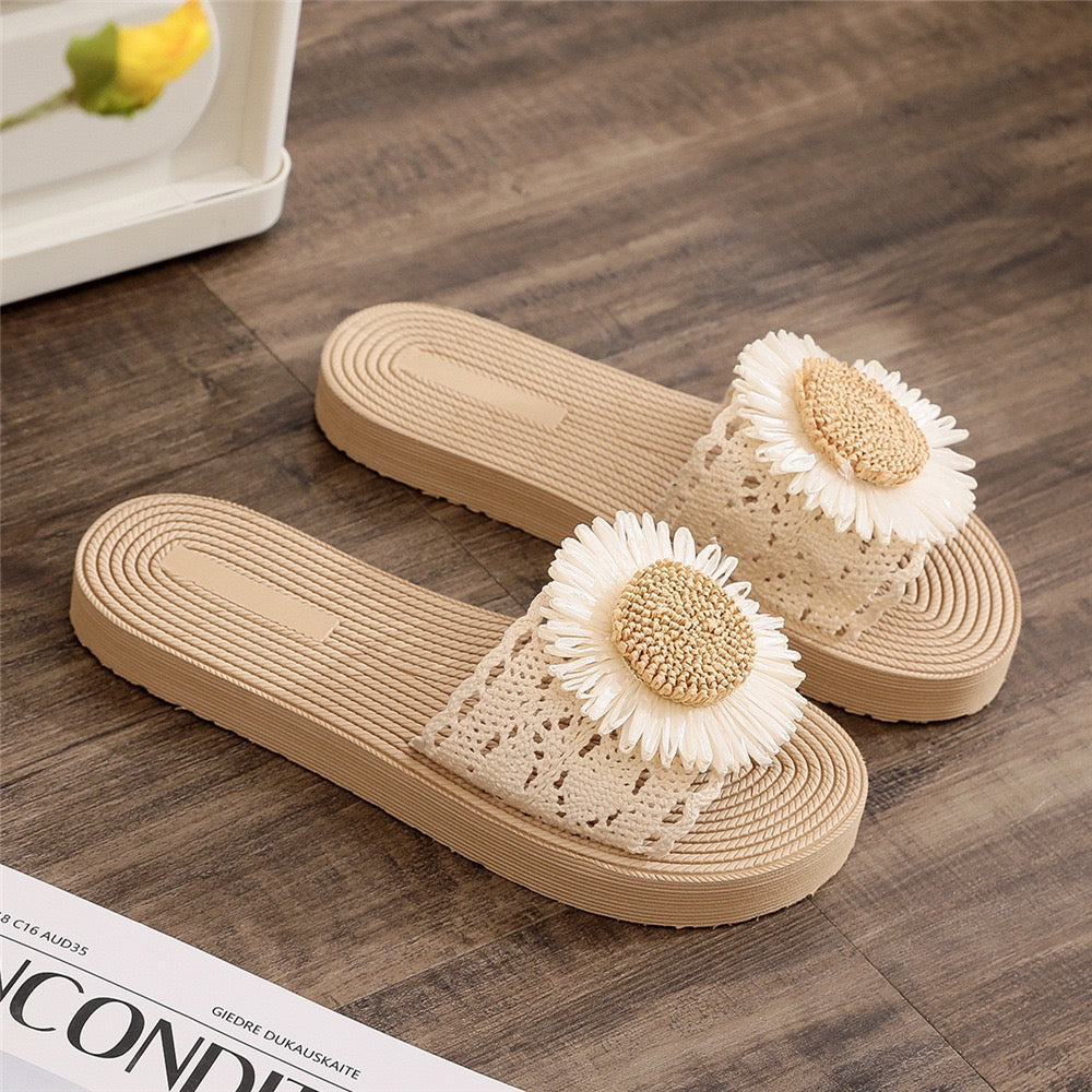 3803 Fashionable straw sandals