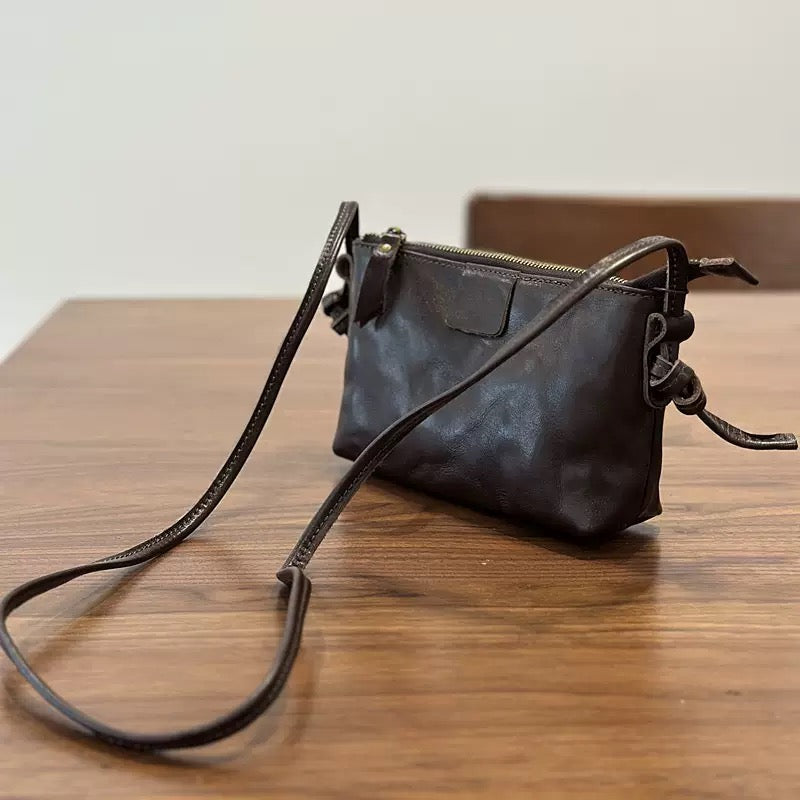 5153Real leather crossbody bag
