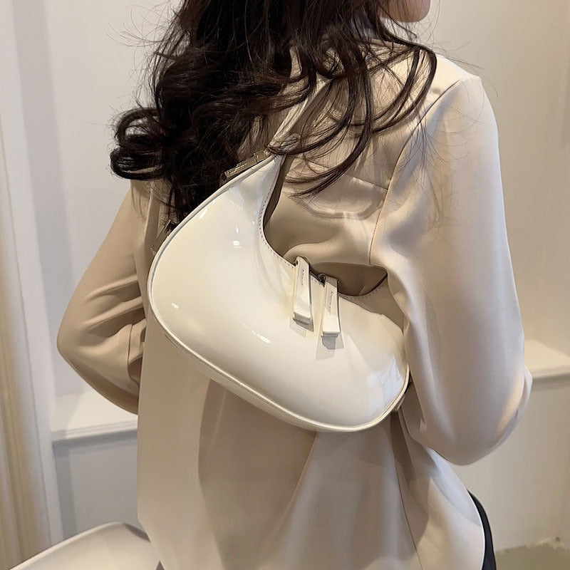 3556 Shoulder Bag