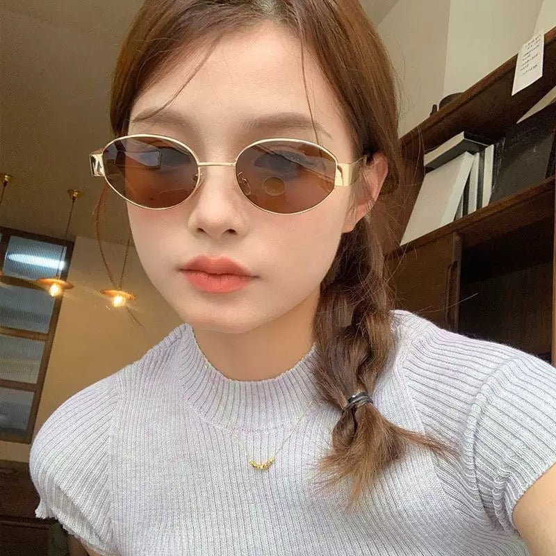 4758High-quality sunglasses