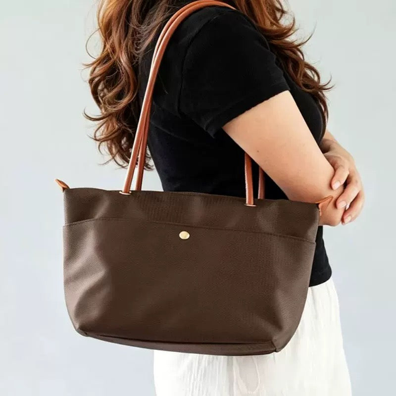 5197 nylon handbag